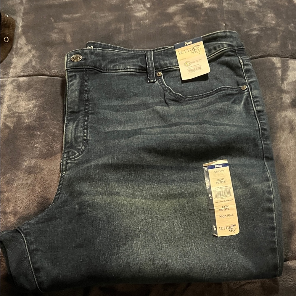 Terra & Sky Women's High Rise Dark Blue Jeans